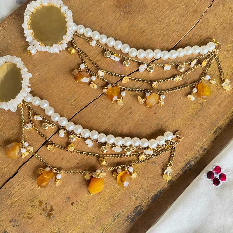 Chand Aur Phool White Stones Earrings Set